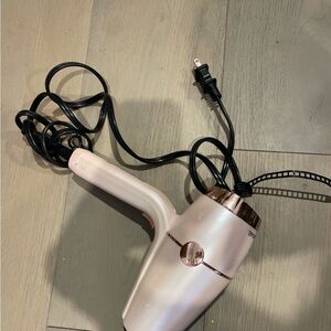 Conair Hair Dryer with diffuser and styler attachment